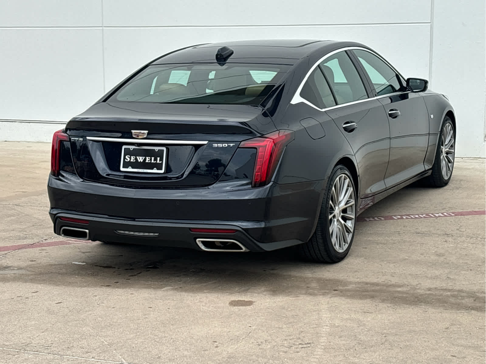 2020 Cadillac CT5 Premium Luxury photo 2