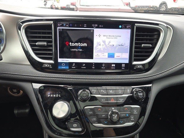 2021 Chrysler Pacifica Limited photo 23