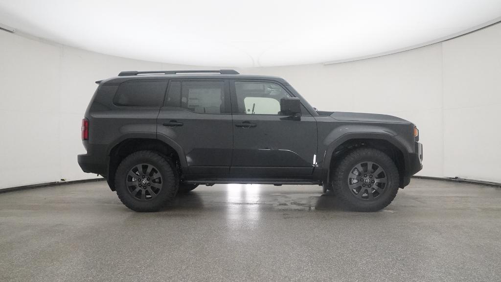 2025 Toyota Land Cruiser photo 26