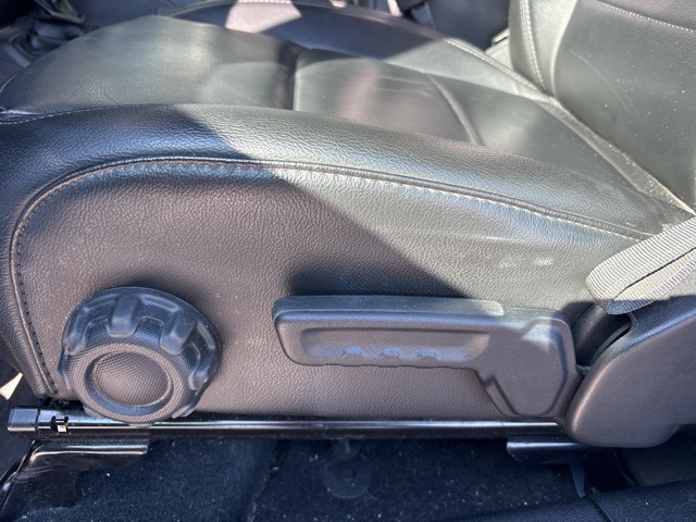 2022 Jeep Wrangler Unlimited Sahara Altitude photo 14
