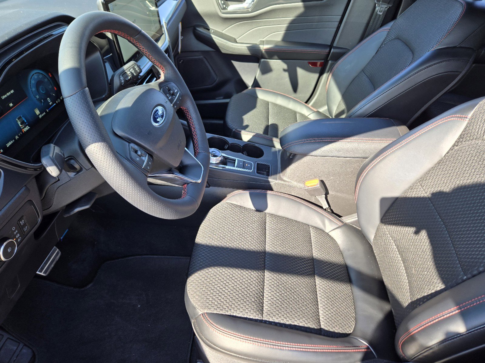 New 2024 Carbonized Gray Metallic Ford ST-Line Select image 8