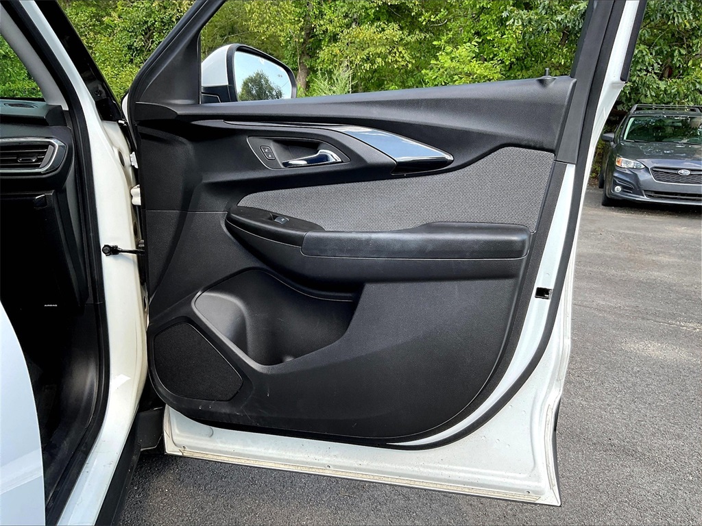 2023 Chevrolet Trailblazer LT photo 26