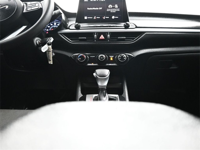 2023 Kia Forte LXS photo 17