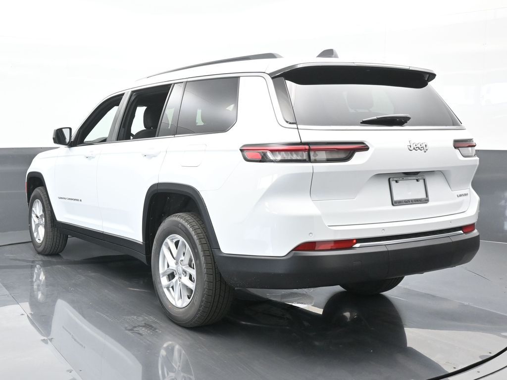 2024 Jeep Grand Cherokee Laredo photo 4