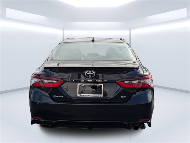 2023 Toyota Camry SE photo 4