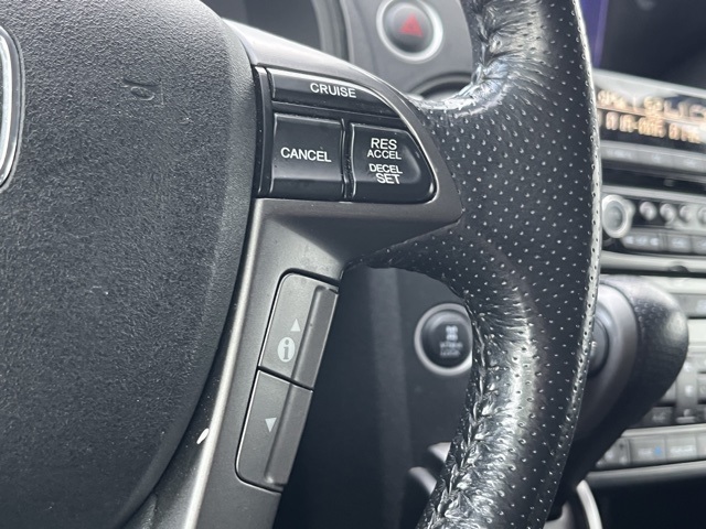 2015 Honda Pilot Touring photo 38