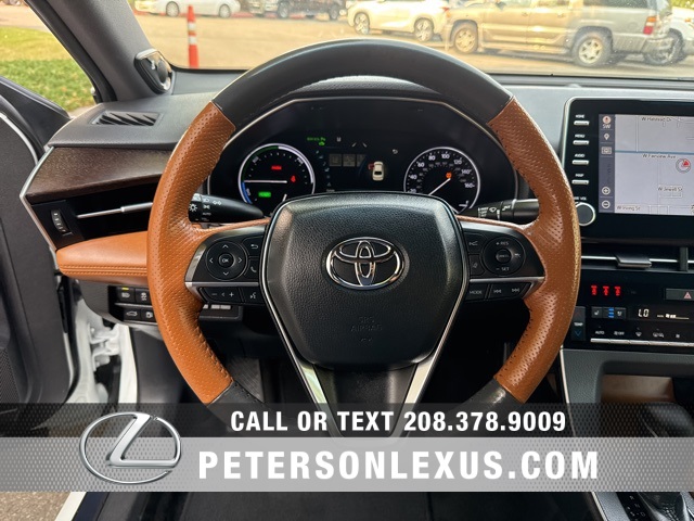 2019 Toyota Avalon Hybrid Limited photo 24