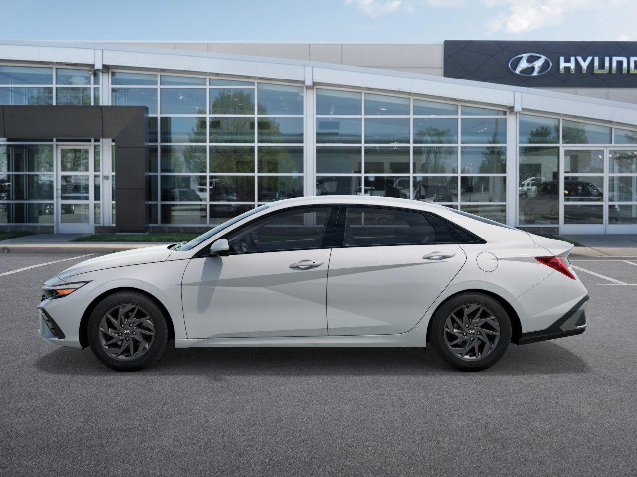 2025 Hyundai Elantra Hybrid Blue photo 3