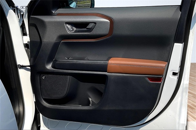 2025 Ford Bronco Sport Outer Banks photo 34