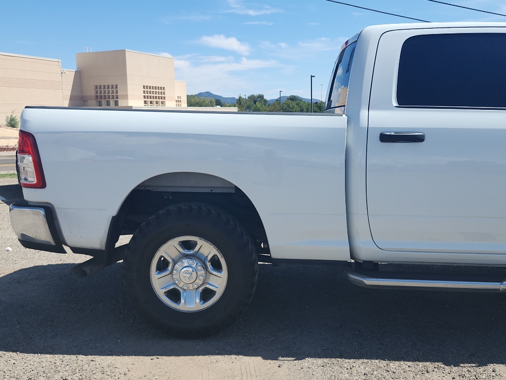 2022 Ram 3500 Tradesman photo 5