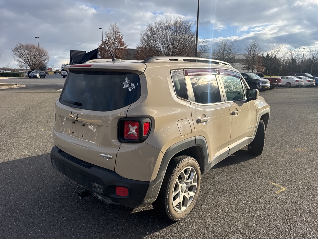 2016 Jeep Renegade Latitude photo 4