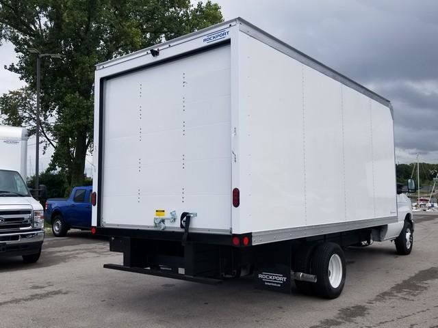2026 Ford E-450 photo 3