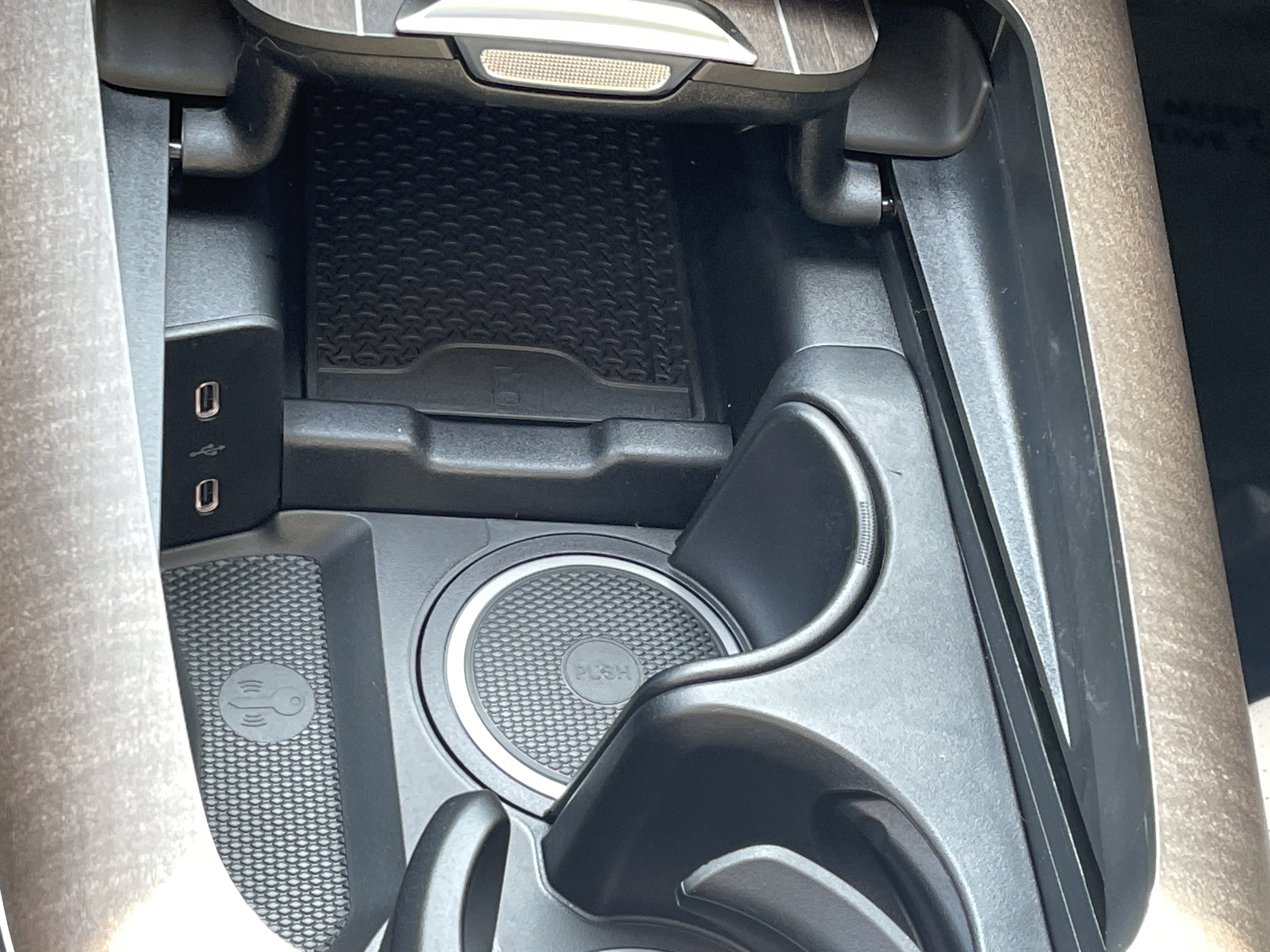 2026 Mercedes Benz E 350 photo 8