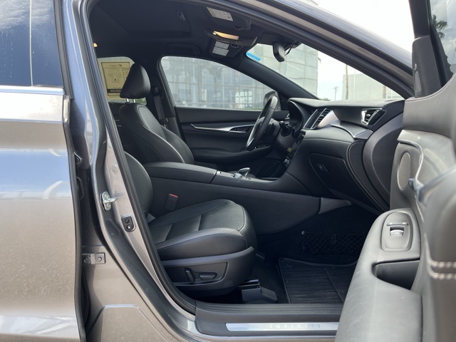 2023 Infiniti QX55 Luxe photo 23