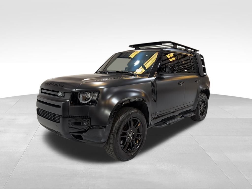 2024 Land Rover Defender X-Dynamic SE's photo