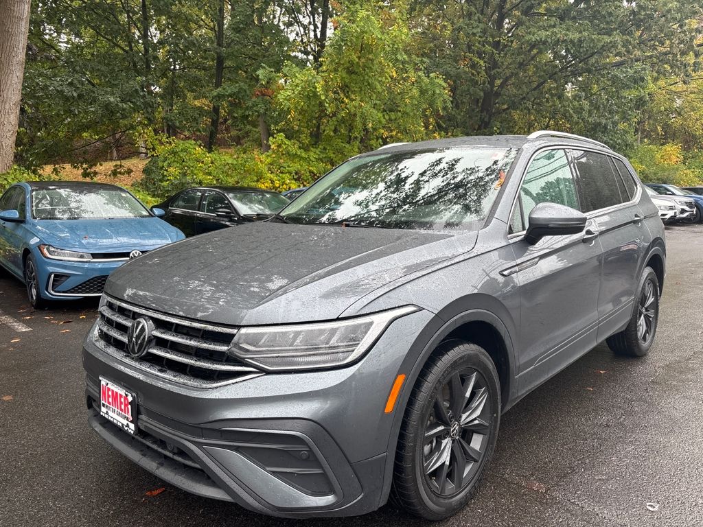 2024 Volkswagen Tiguan SE Wolfsburg Edition photo 6