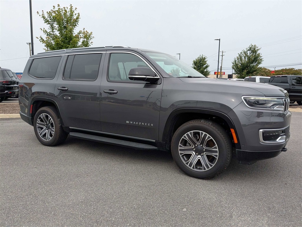 2024 Jeep Wagoneer Base photo 2