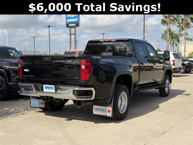 2026 Chevrolet Silverado 3500HD LT photo 2