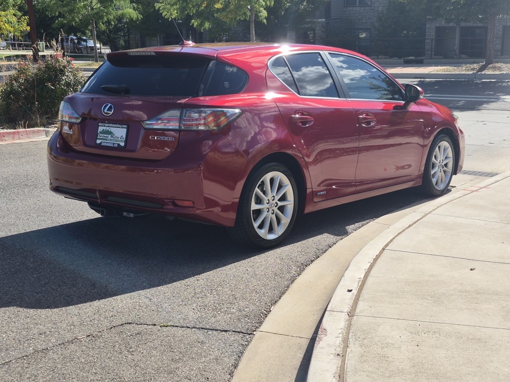 2011 Lexus CT 200h photo 7