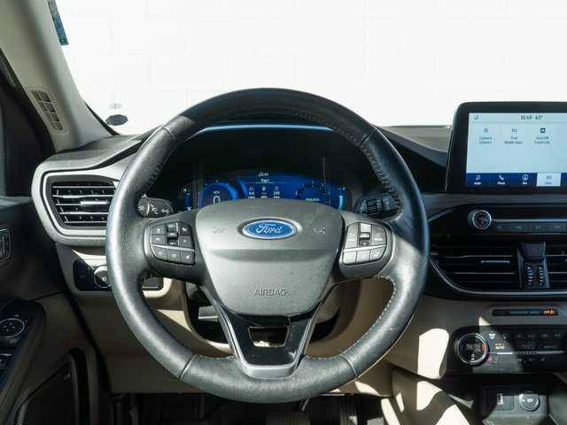 2020 Ford Escape Titanium photo 22