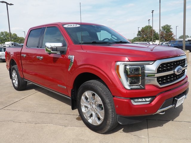 2022 Ford F-150 Platinum photo 3