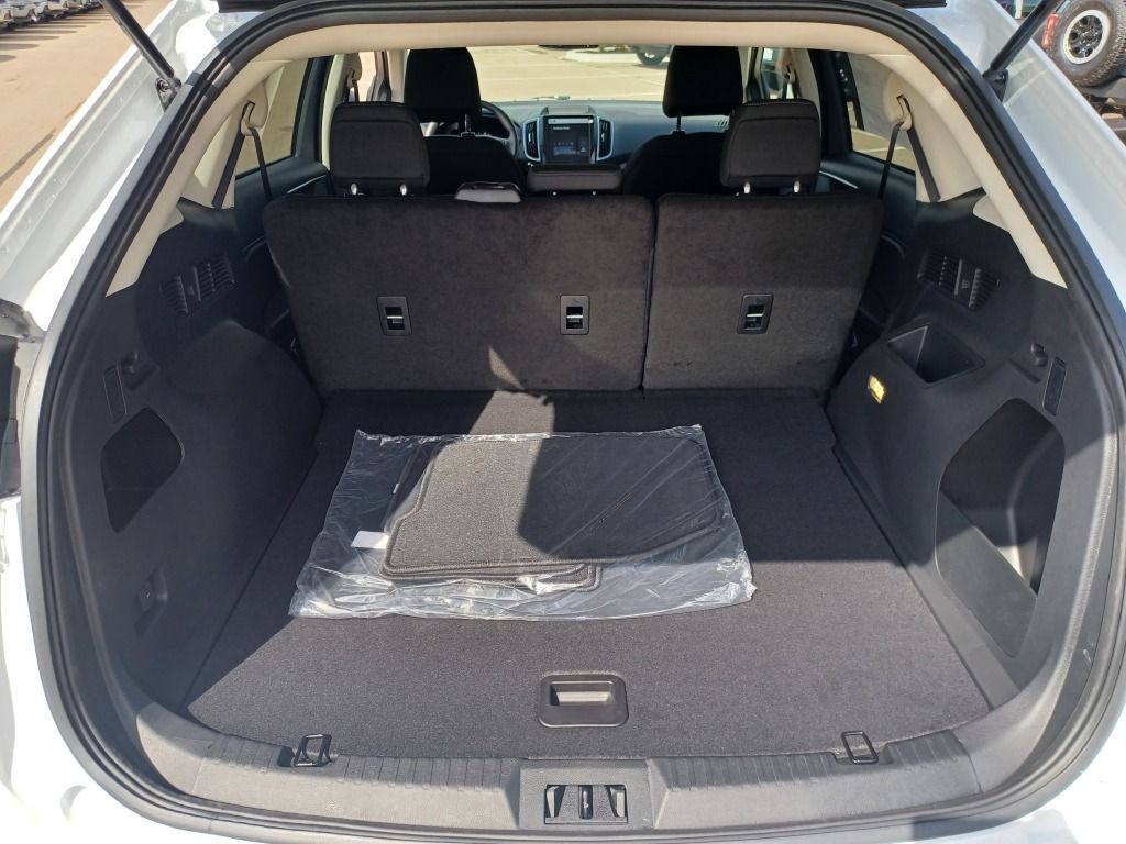 2024 Ford Edge SE photo 12
