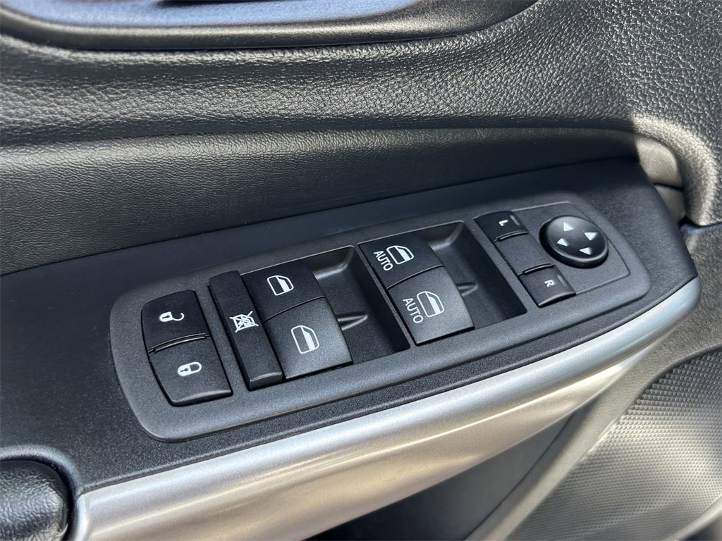 2022 Jeep Cherokee Latitude Lux photo 14