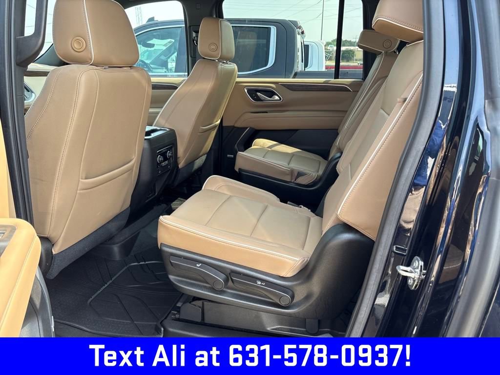 2021 Chevrolet Suburban Premier photo 30