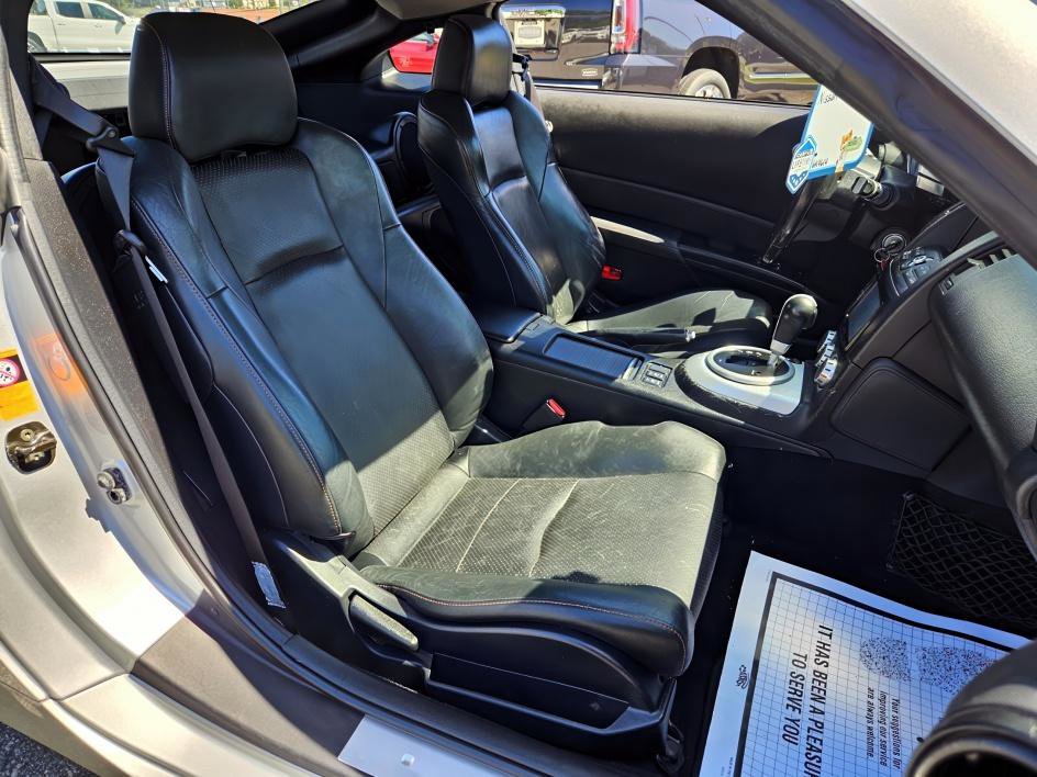 2006 Nissan 350Z Grand Touring photo 13
