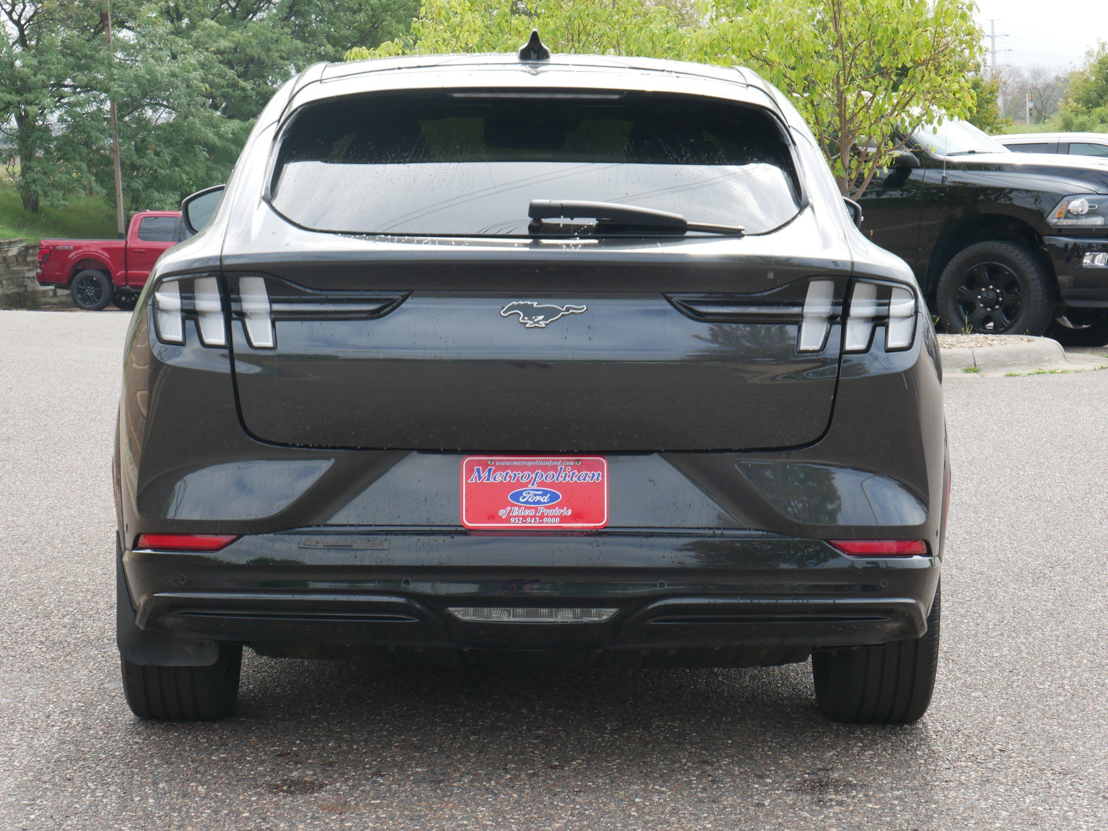 2021 Ford Mustang Mach-E Premium photo 4