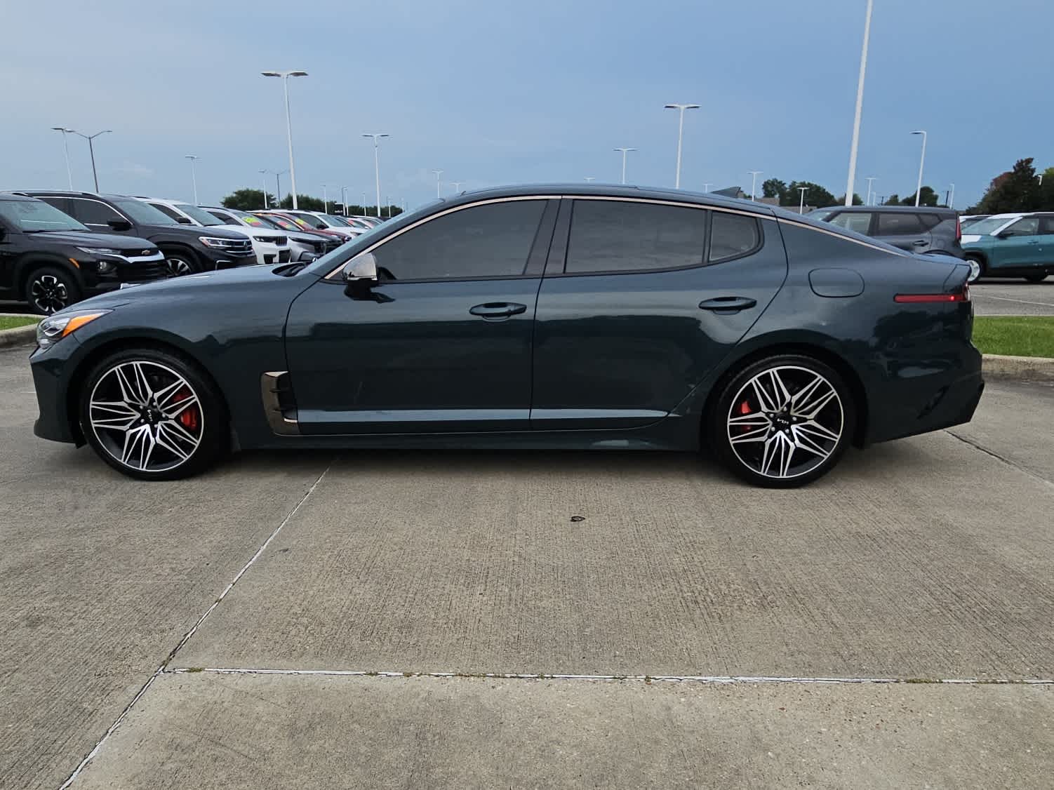 2022 Kia Stinger GT2 photo 6