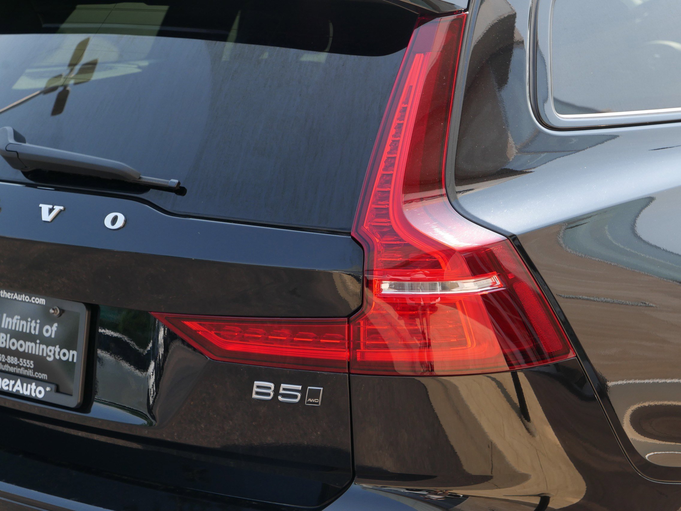 2024 Volvo V60 Cross Country Plus photo 17