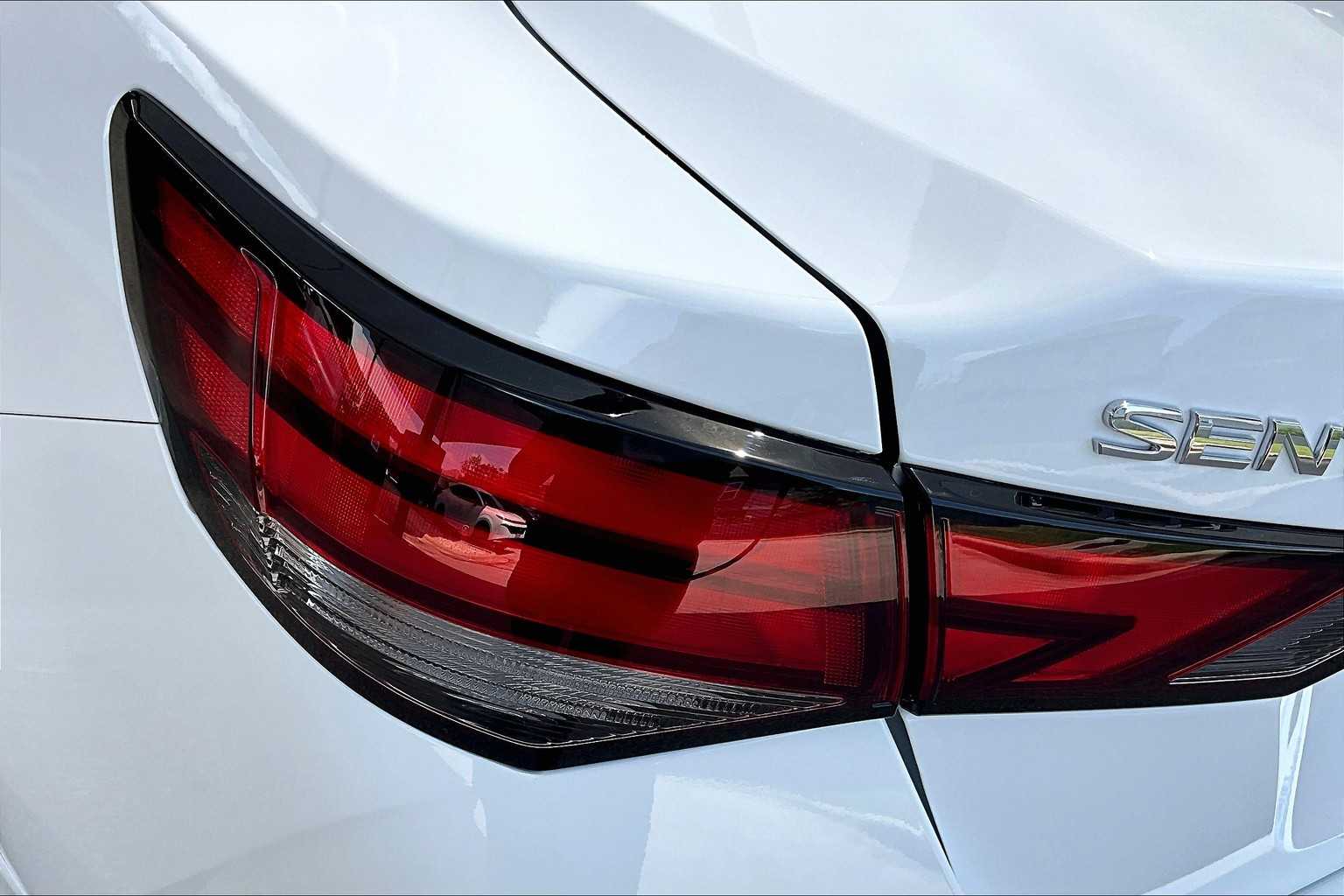 2025 Nissan Sentra SV photo 12