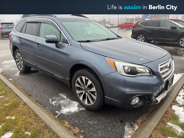 2017 Subaru Outback Limited's photo