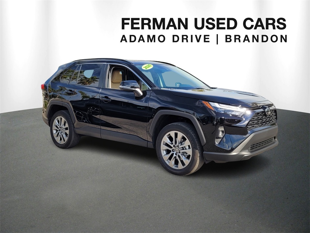 2025 Toyota RAV4 XLE Premium's photo
