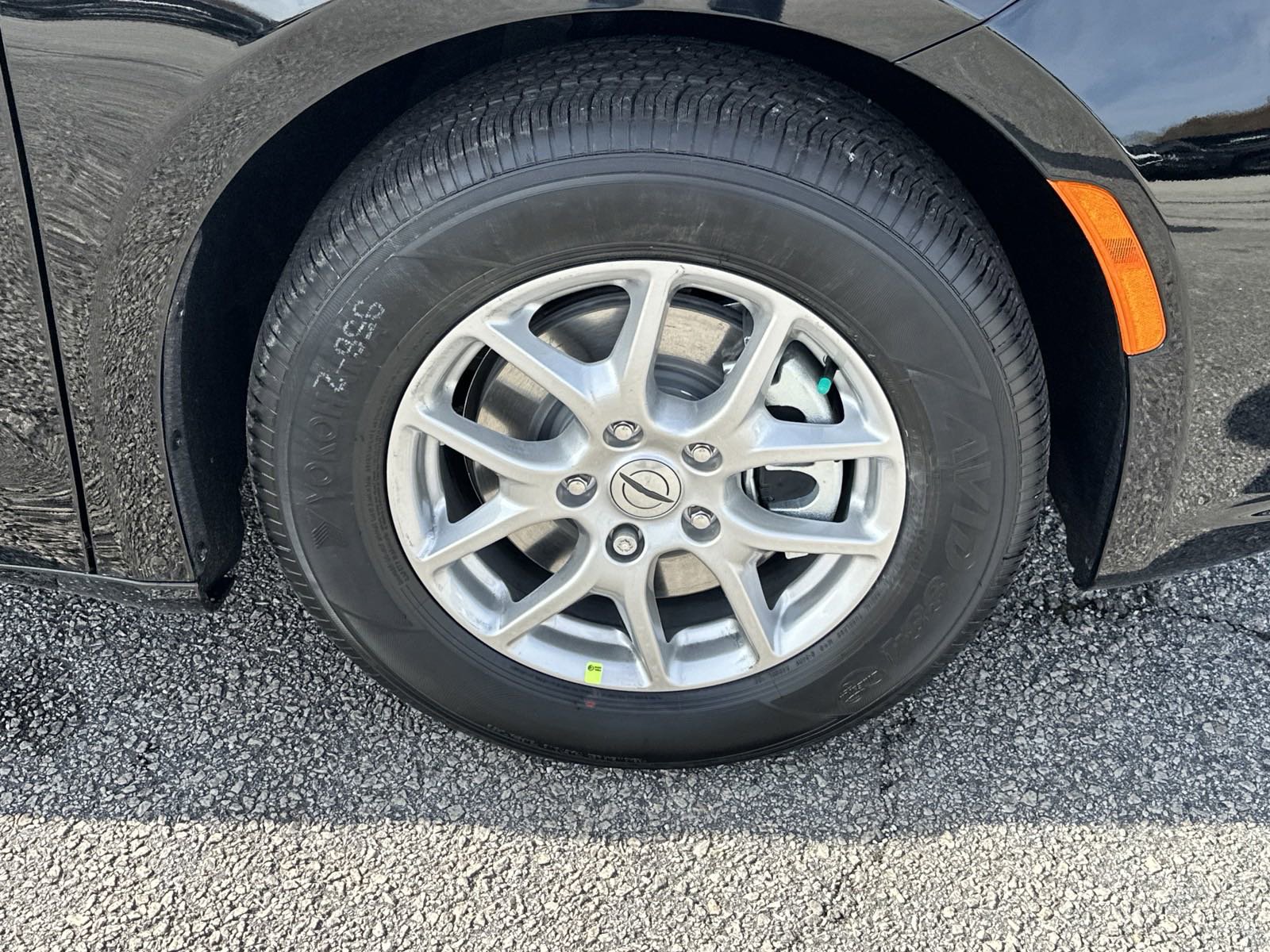 2025 Chrysler Pacifica photo 13