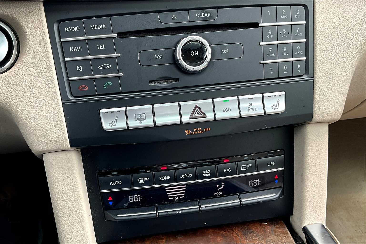 2016 Mercedes Benz E 350 photo 31