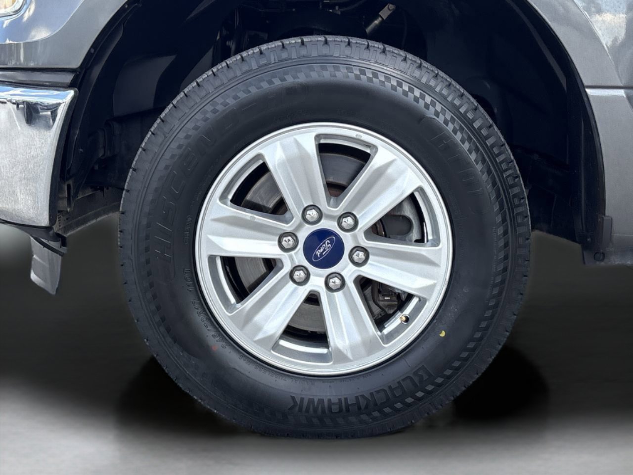 2016 Ford F-150 XLT photo 29