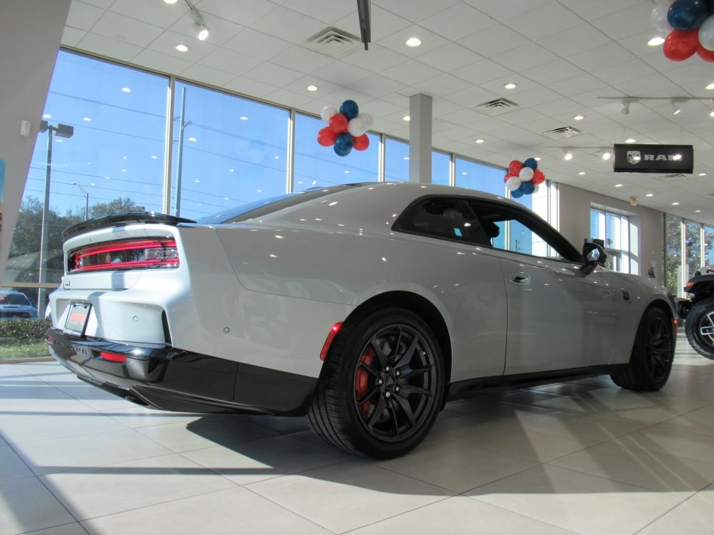 2024 Dodge Charger R/T Scat Pack photo 7