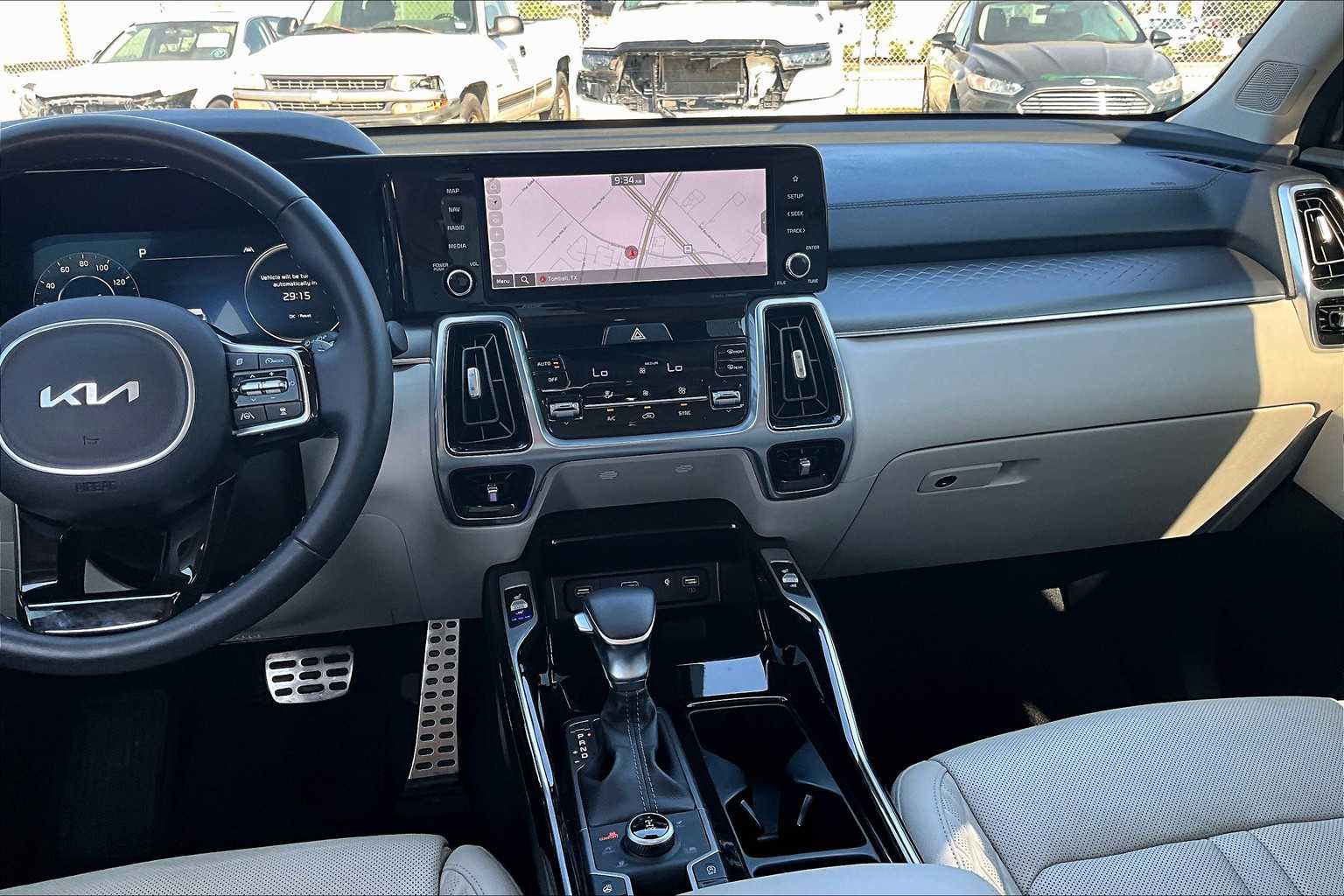 2023 Kia Sorento SX Prestige photo 11