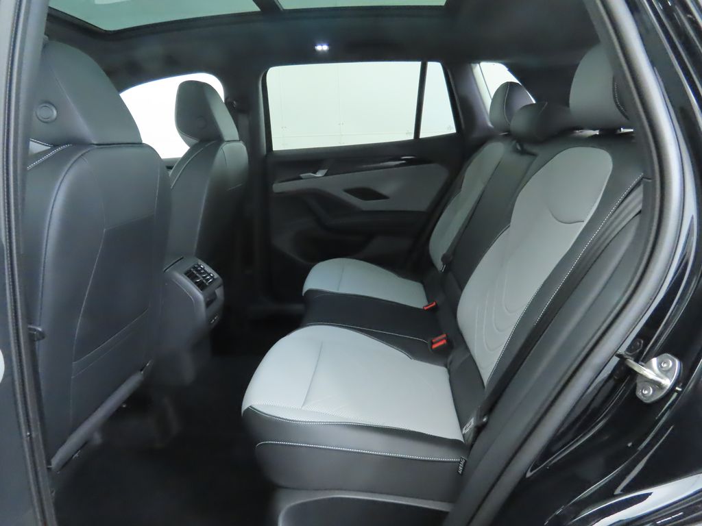 2025 Volkswagen Tiguan SE R-Line Black photo 21