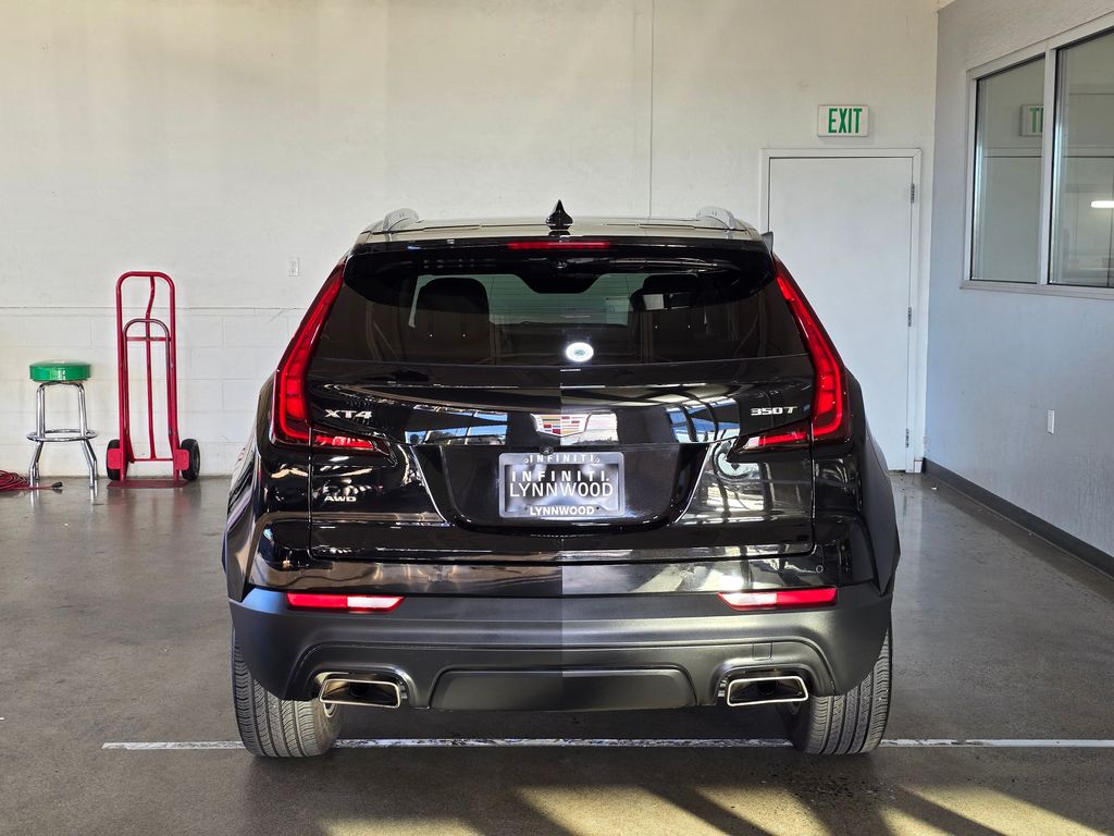 2022 Cadillac XT4 Luxury photo 4