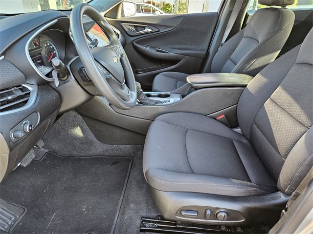 2024 Chevrolet Malibu 1LT photo 8