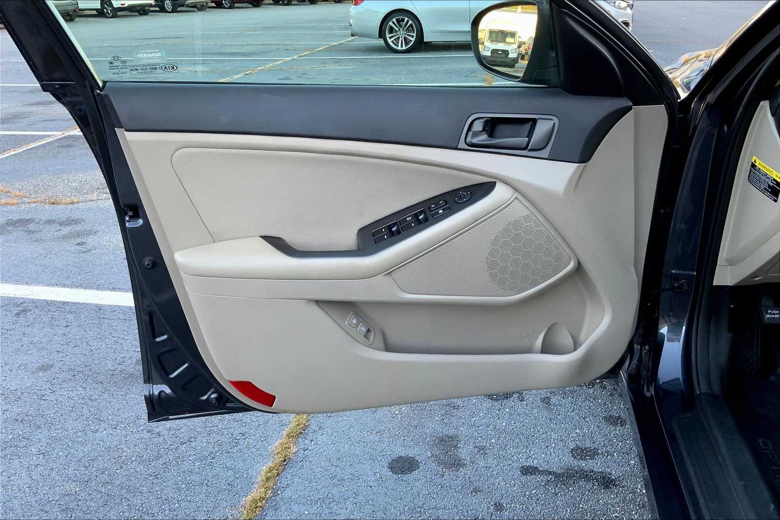 2015 Kia Optima LX photo 20