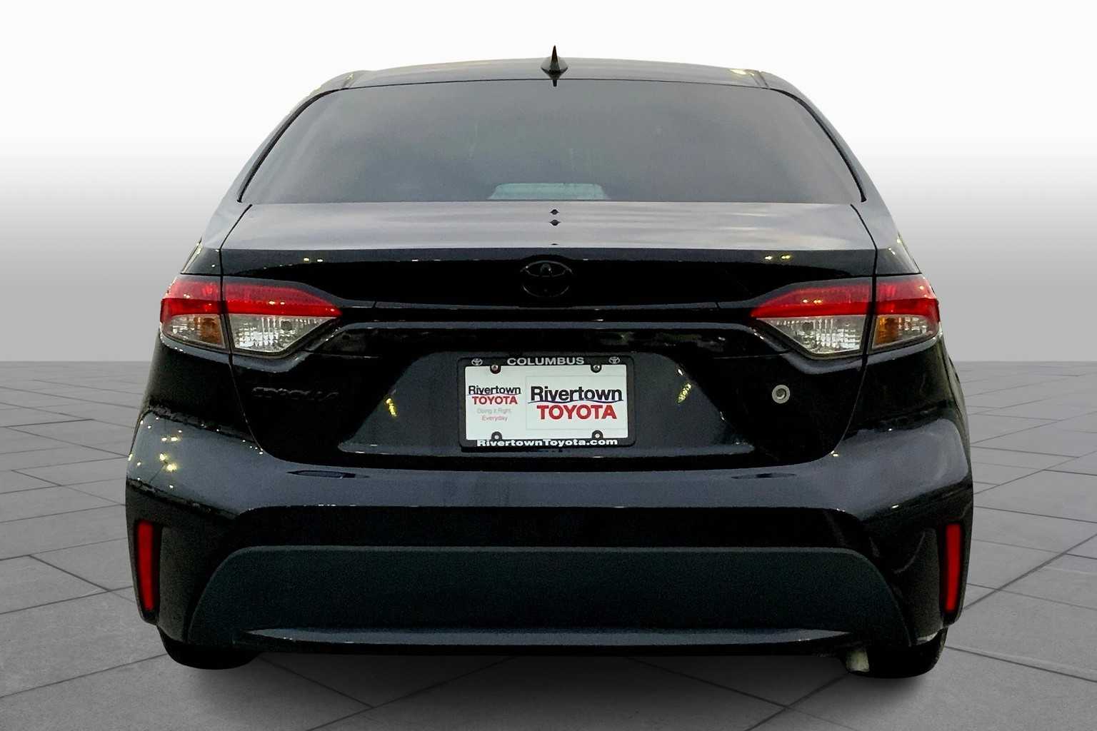 2022 Toyota Corolla L photo 4