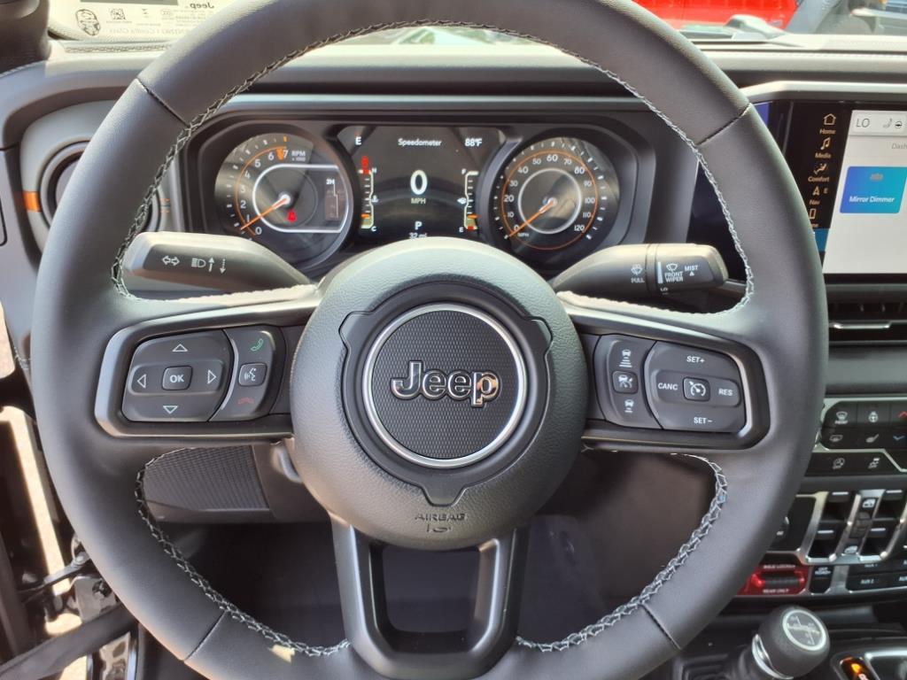 2025 Jeep Gladiator Mojave photo 11