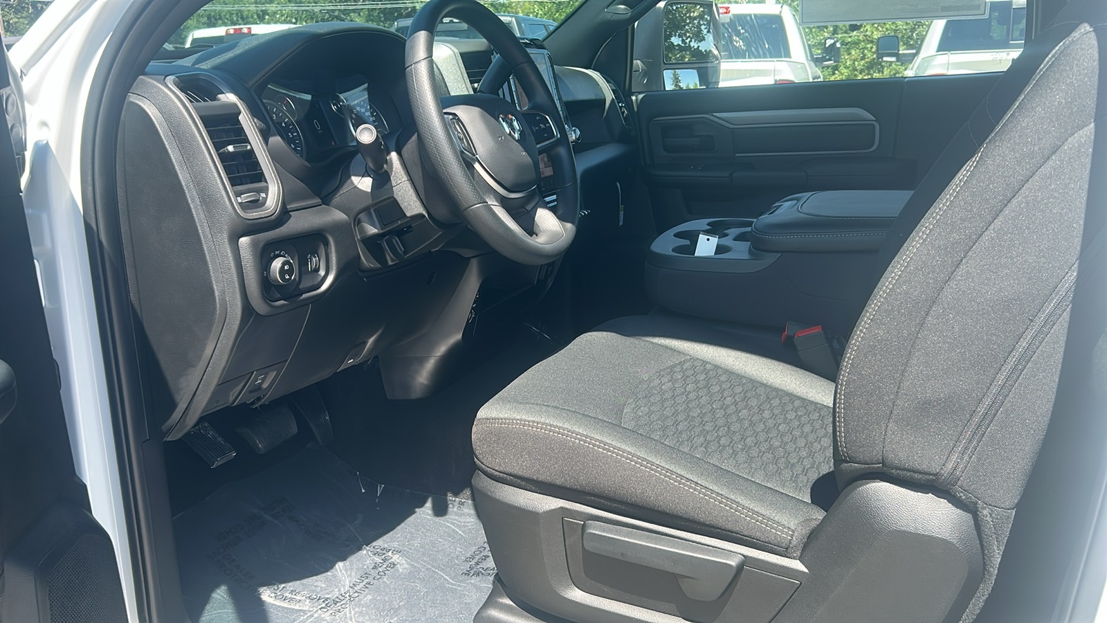 2026 Ram 3500 Tradesman photo 11