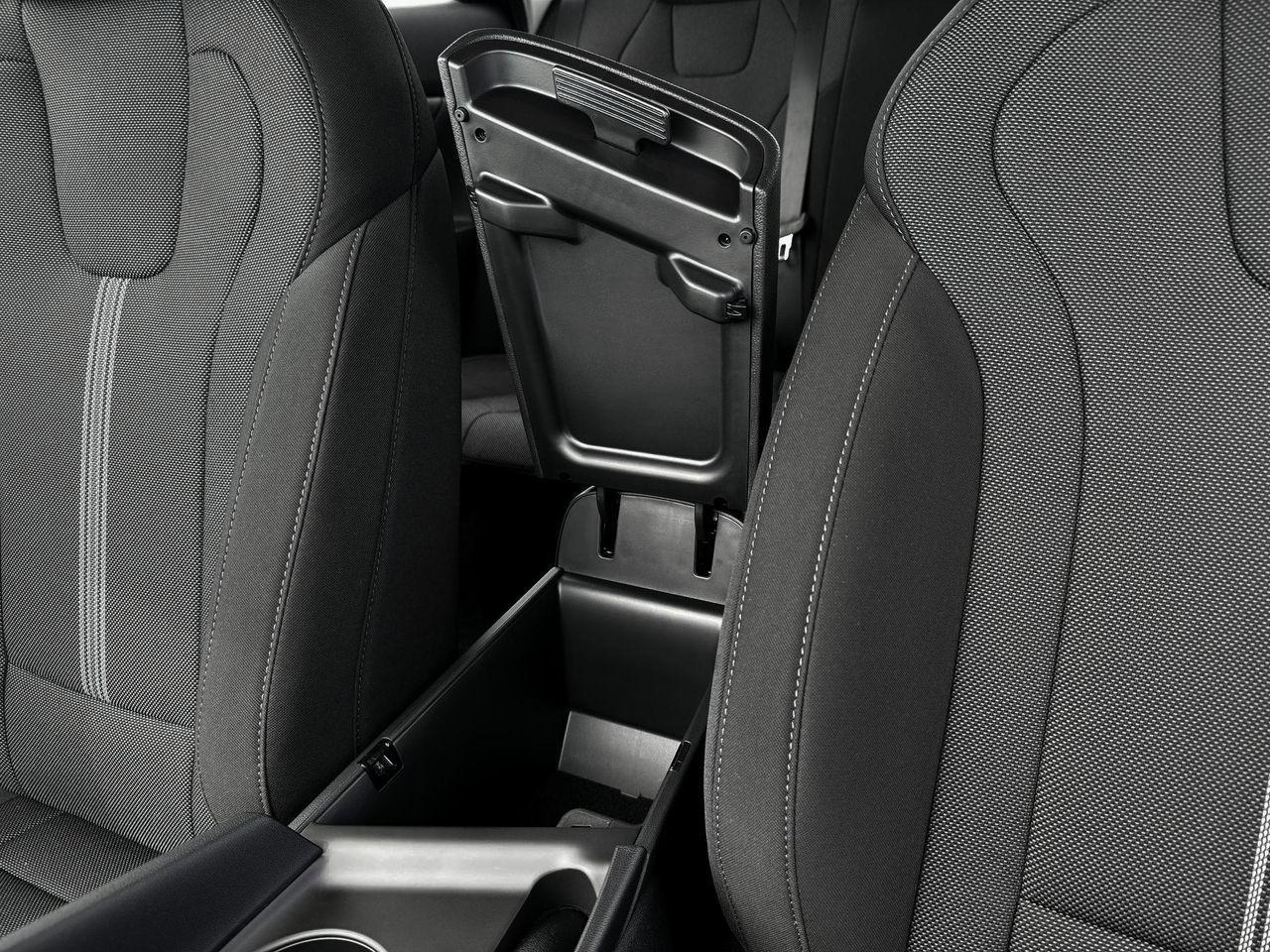 2025 Hyundai Elantra SE photo 18