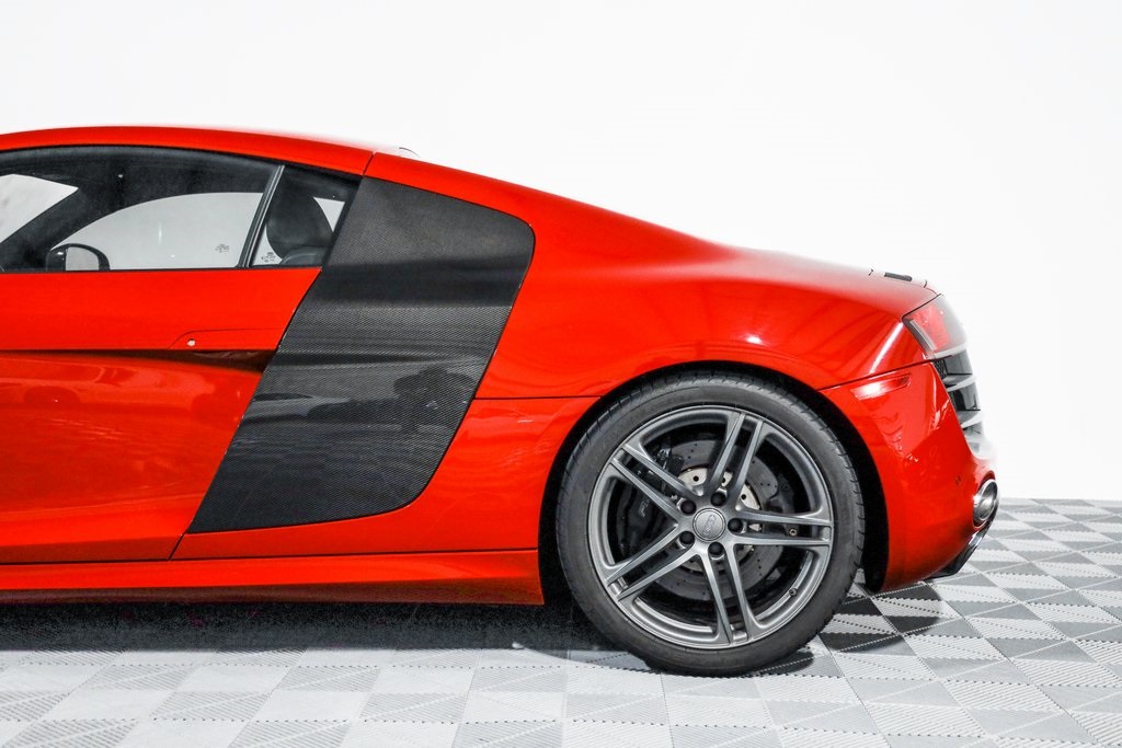 2012 Audi R8 Coupe photo 17