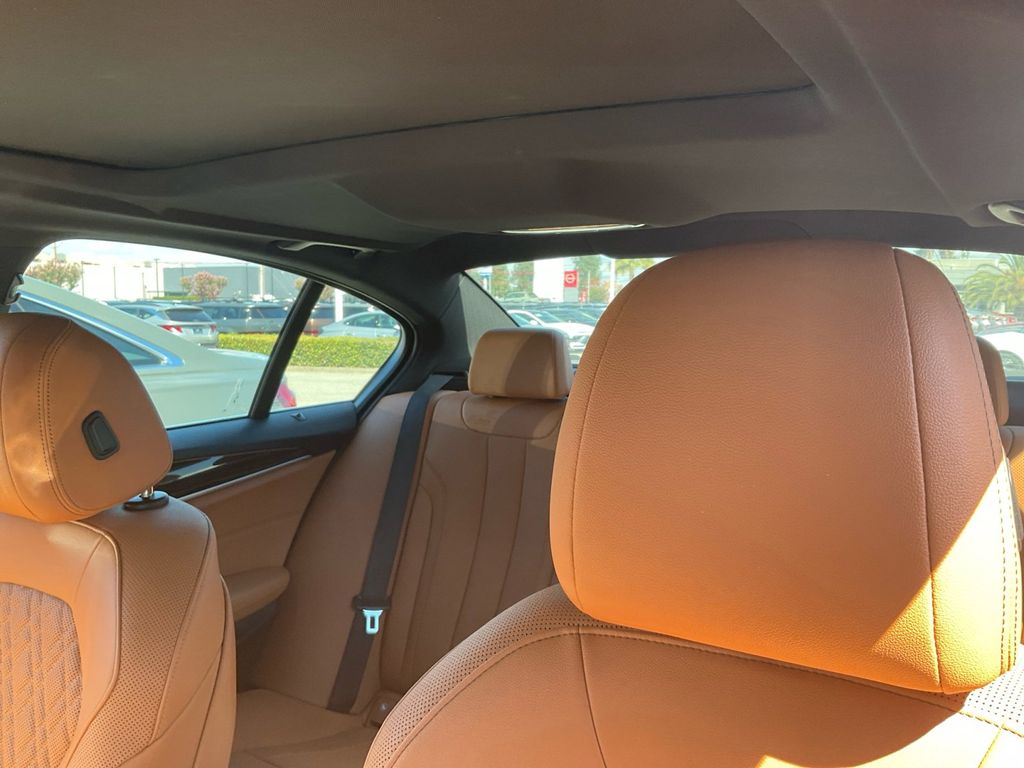 2022 Bmw 530i photo 14